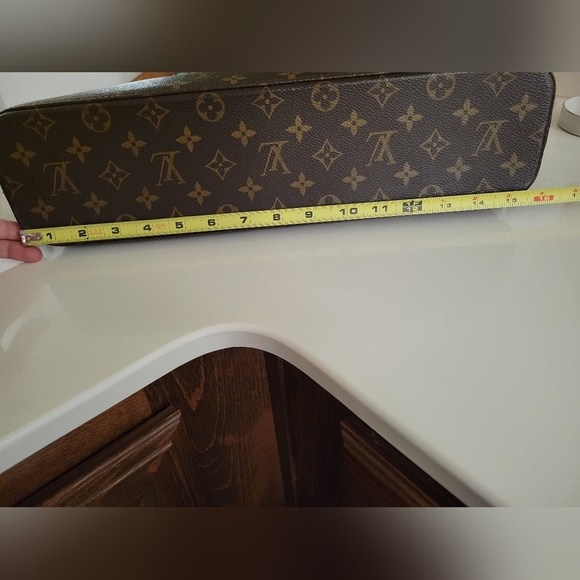 Louis Vuitton Luco M51155 Monogram Shoulder Tote Bag. - Picture 11 of 16